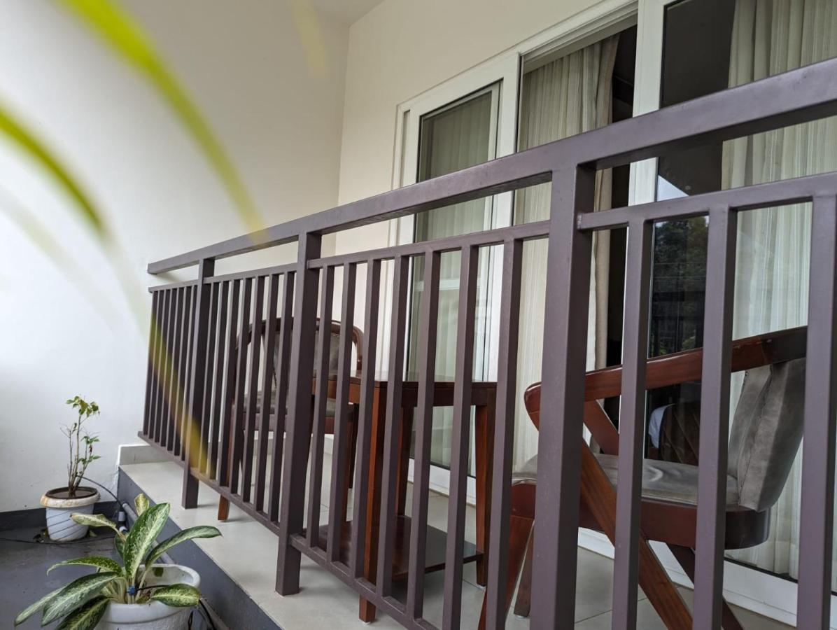 Royalton Residency Hotel Mundakāyam Exterior foto