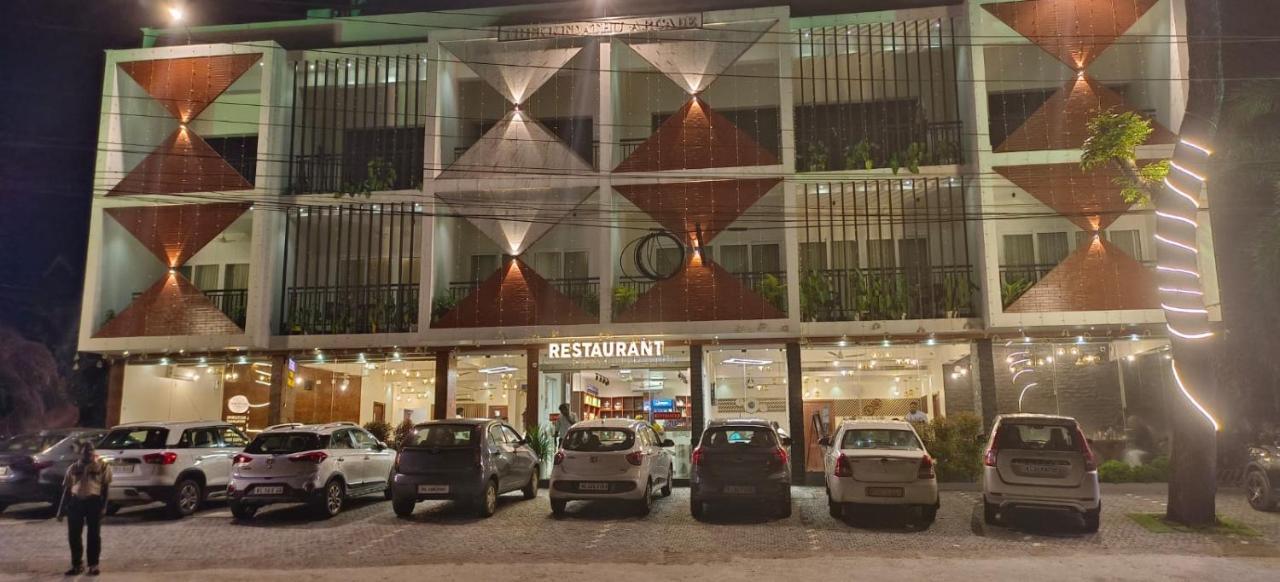 Royalton Residency Hotel Mundakāyam Exterior foto