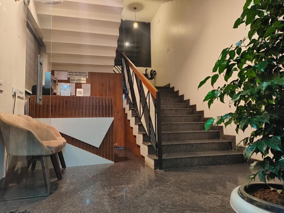 Royalton Residency Hotel Mundakāyam Exterior foto